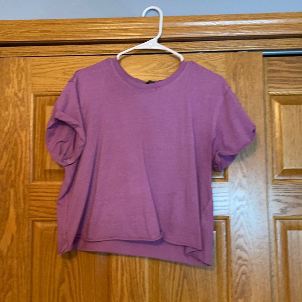 cropped purple tee